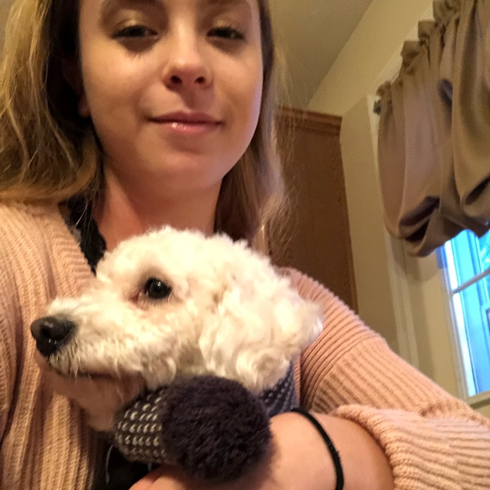 Meet your Posher, Caitlin